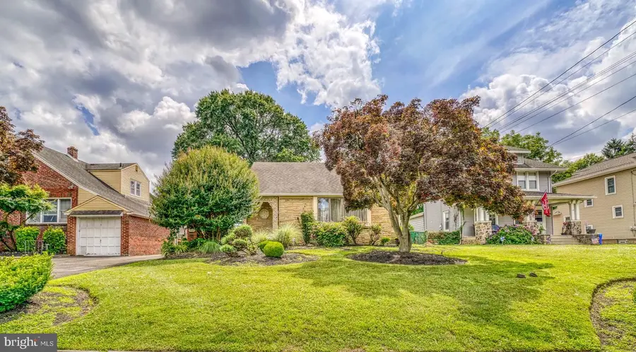 4620 Convent Ln, Philadelphia, PA 19114 - #2