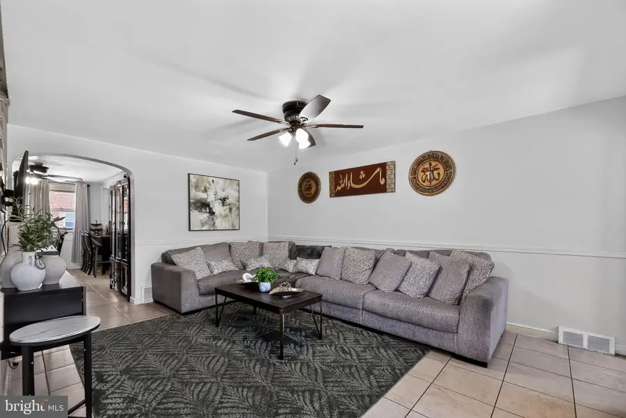7008 Souder St, Philadelphia, PA 19149 - #3