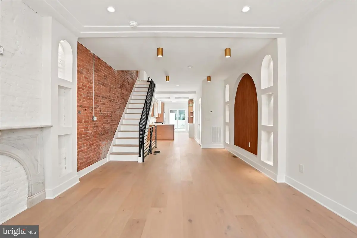 729 Wharton St, Philadelphia, PA 19147 - #1