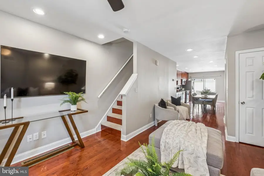 1020 S 24th St, Philadelphia, PA 19146 - #3