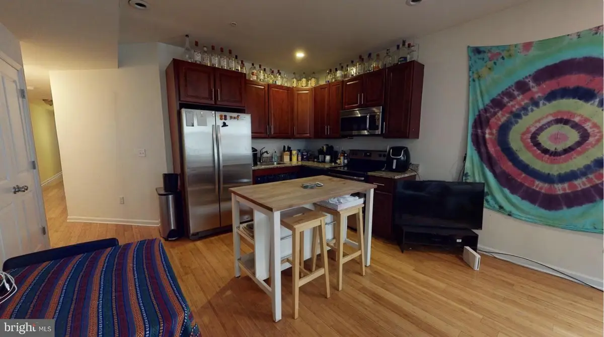 516 N 34th St, Philadelphia, PA 19104 - #1