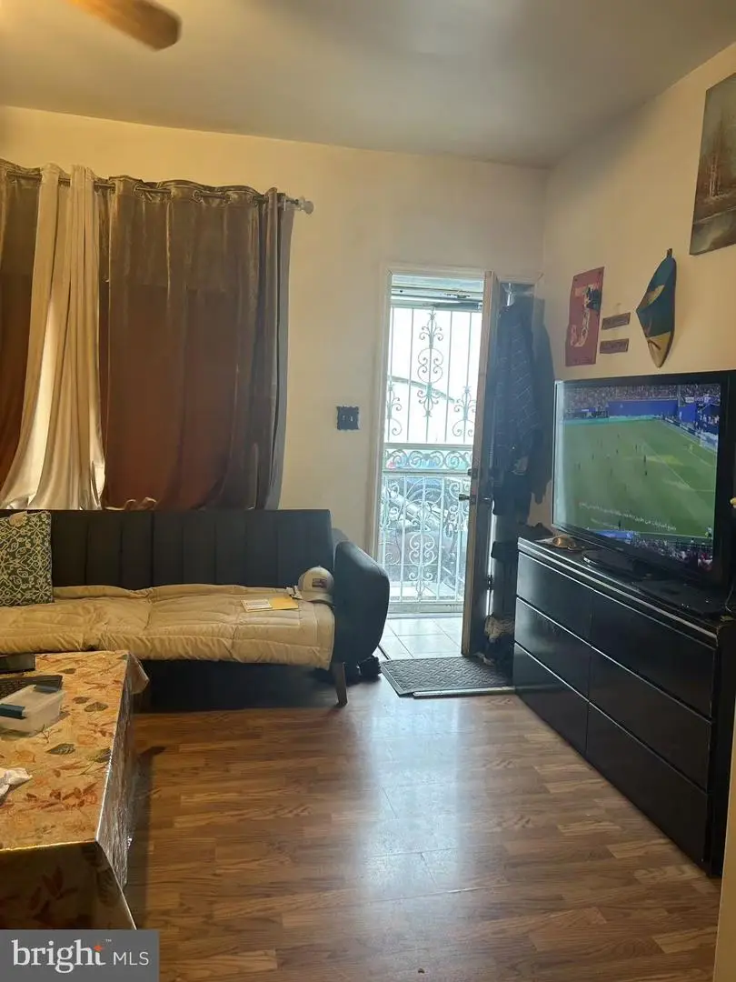 2612 S 8th St, Philadelphia, PA 19148 - #2