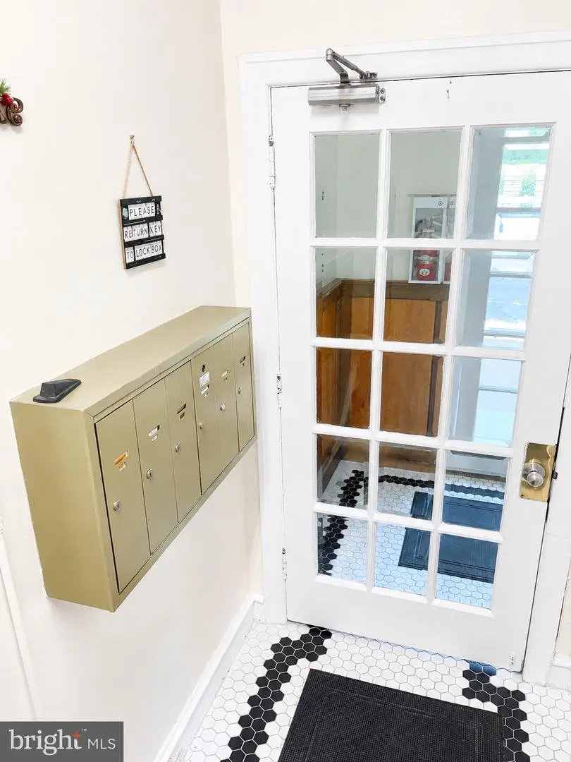 6138 Wayne Ave #3, Philadelphia, PA 19144 - #2