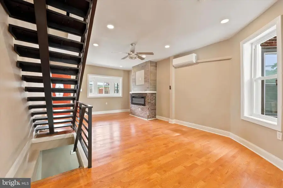 5439 Regent St, Philadelphia, PA 19143 - #3