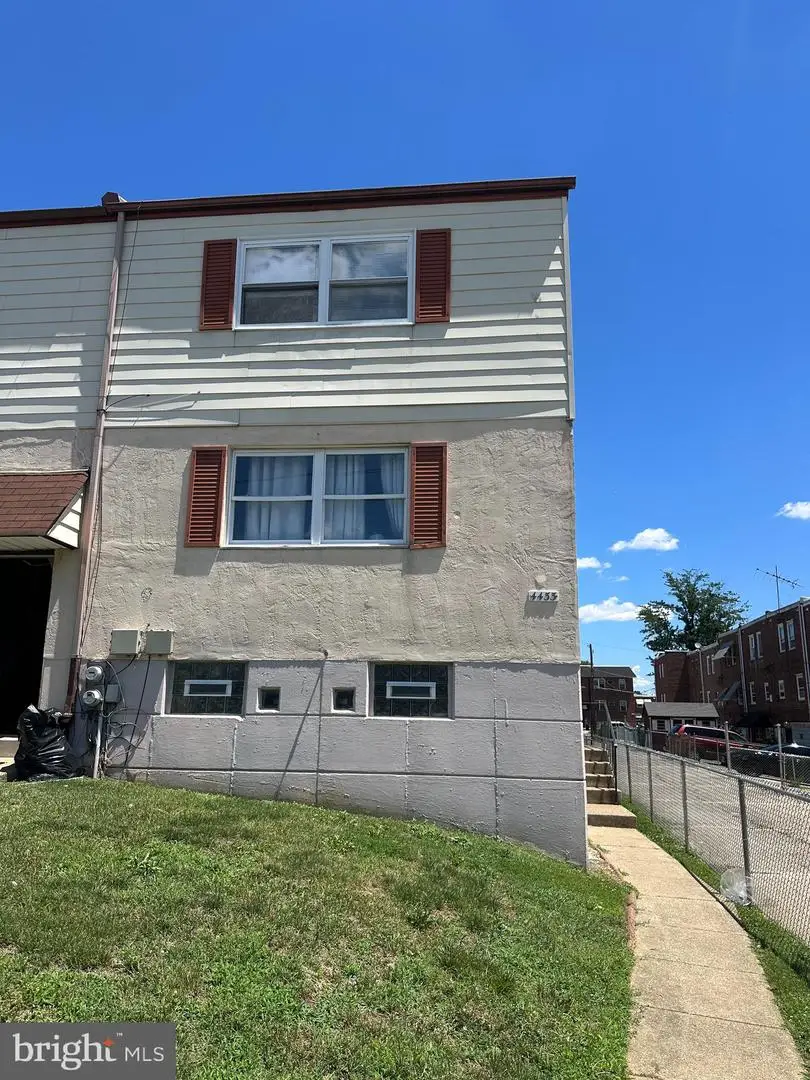 4433 Strahle St, Philadelphia, PA 19136 - #1