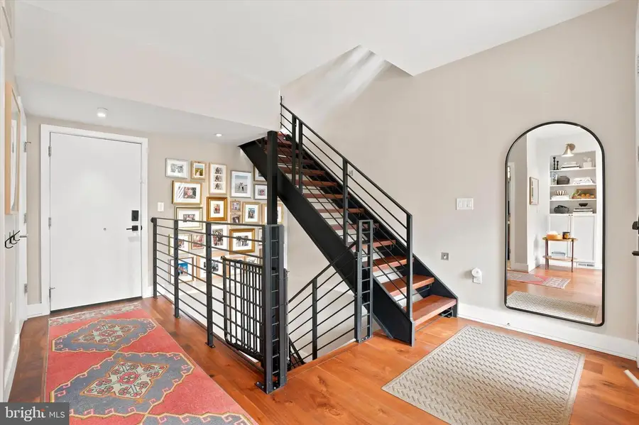 308 N 2nd St, Philadelphia, PA 19106 - #2