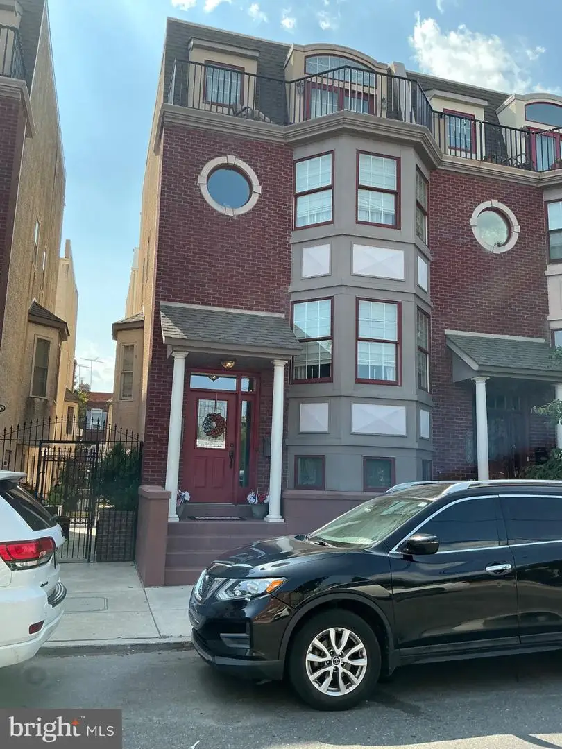 2440 S 19th St, Philadelphia, PA 19145 - #2