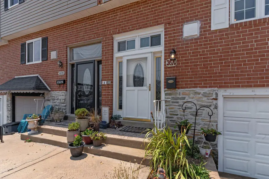 3670 Sussex Ln, Philadelphia, PA 19114 - #2