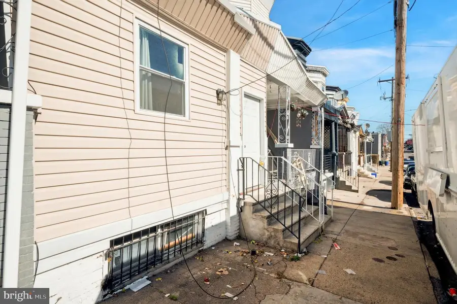 809 E Locust Ave, Philadelphia, PA 19138 - #2