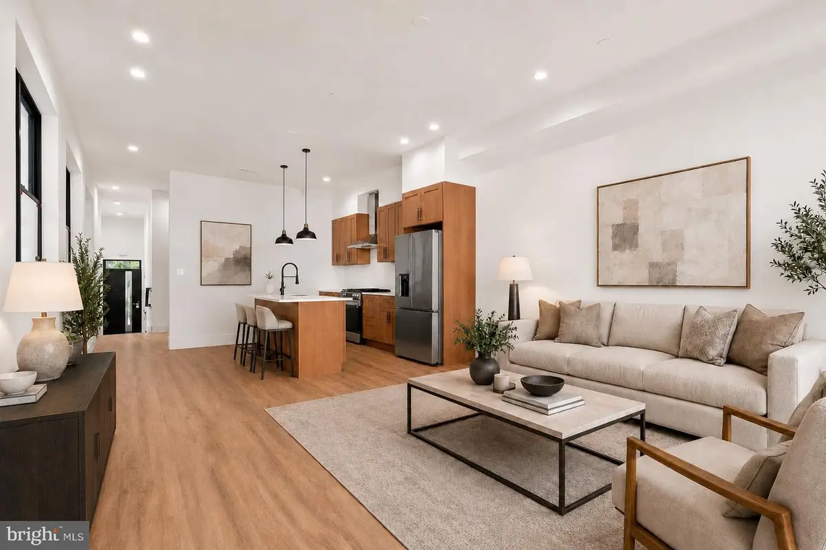 330 Carson St, Philadelphia, PA 19128 - #1