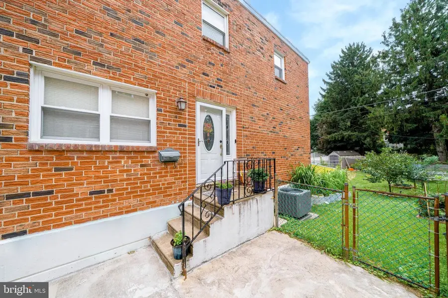 816 Kendrick St, Philadelphia, PA 19111 - #3