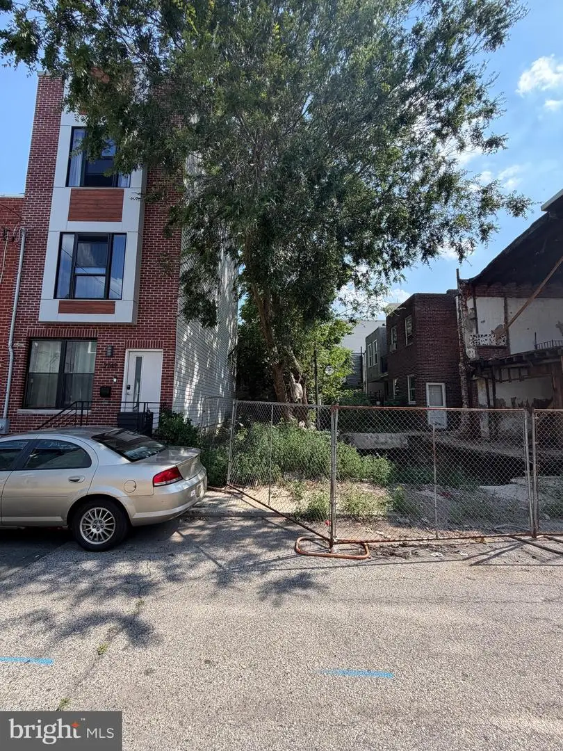 2744 Latona St, Philadelphia, PA 19146 - #3