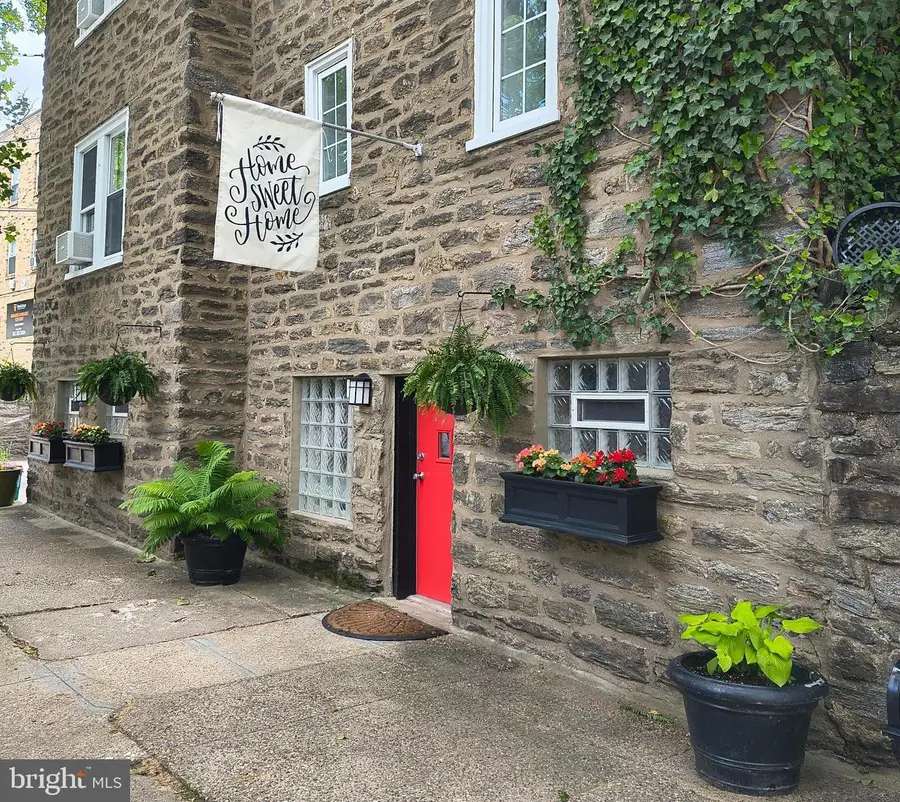 6849 Sprague St, Philadelphia, PA 19119 - #2