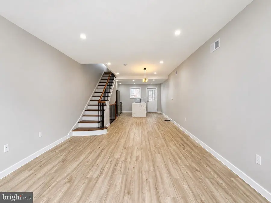 2251 S Hicks St, Philadelphia, PA 19145 - #2