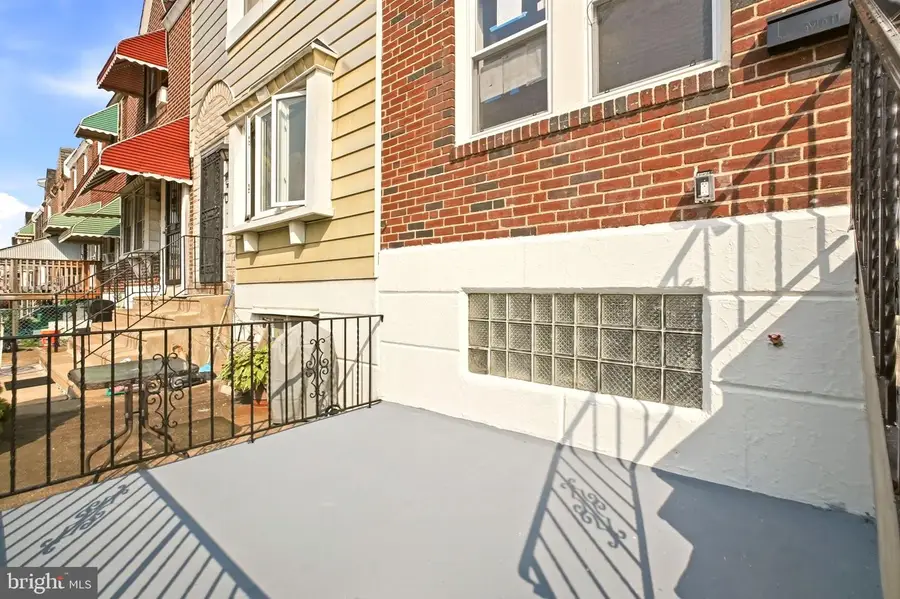 5544-00 Windsor St, Philadelphia, PA 19143 - #3