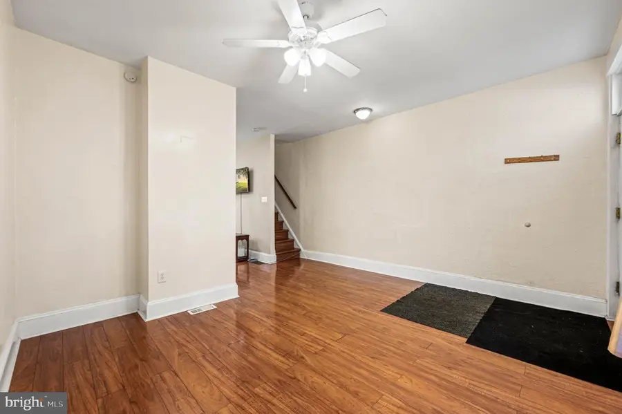 6764 Hegerman St, Philadelphia, PA 19135 - #3
