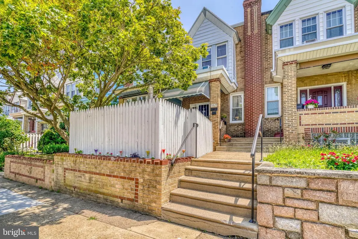 5829 N Howard St, Philadelphia, PA 19120 - #1