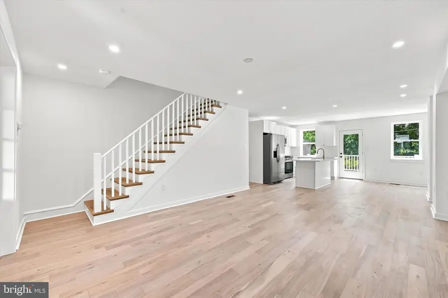 258 Rochelle Ave, Philadelphia, PA 19128 - #3