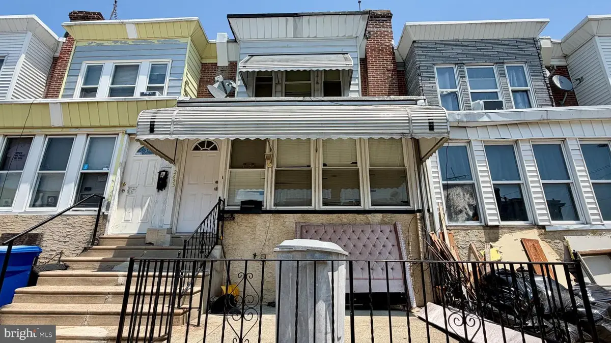 2653 S Daggett St, Philadelphia, PA 19142 - #1