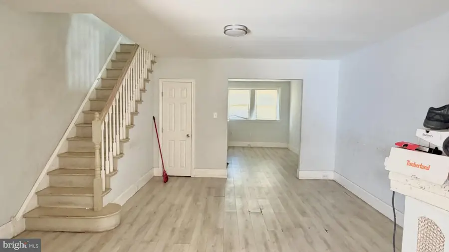 2653 S Daggett St, Philadelphia, PA 19142 - #3