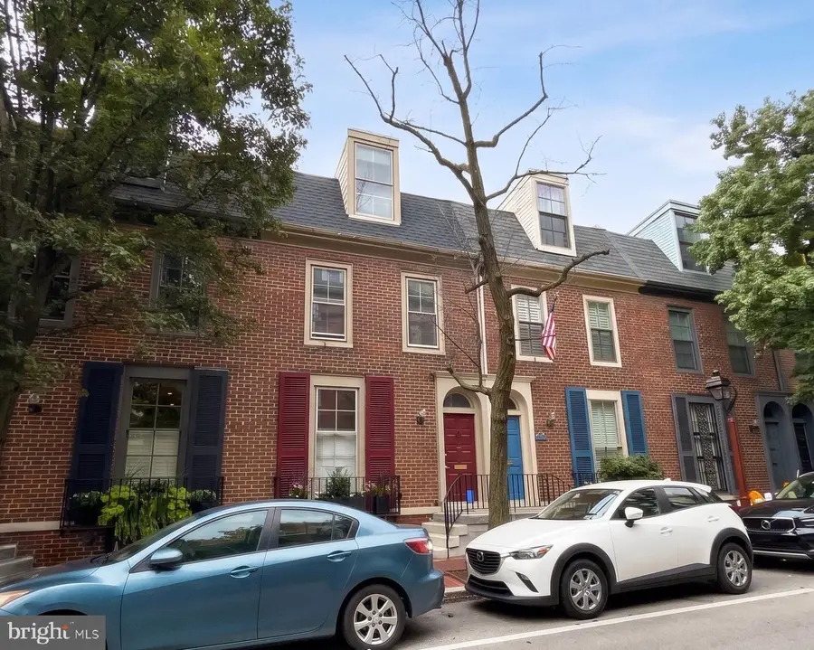 216 Pine St #14, Philadelphia, PA 19106 - #2