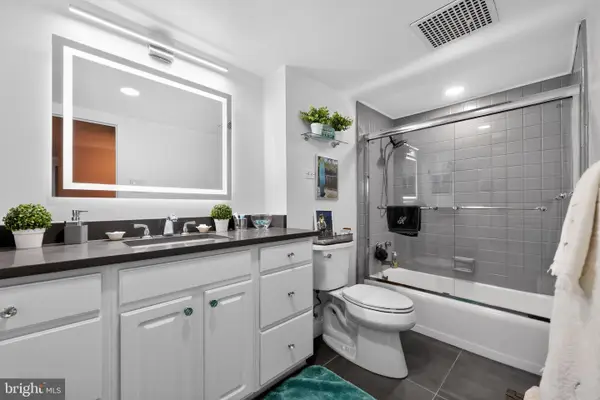 604-36 S Washington Sq #2609, PHILADELPHIA, PA 19106
