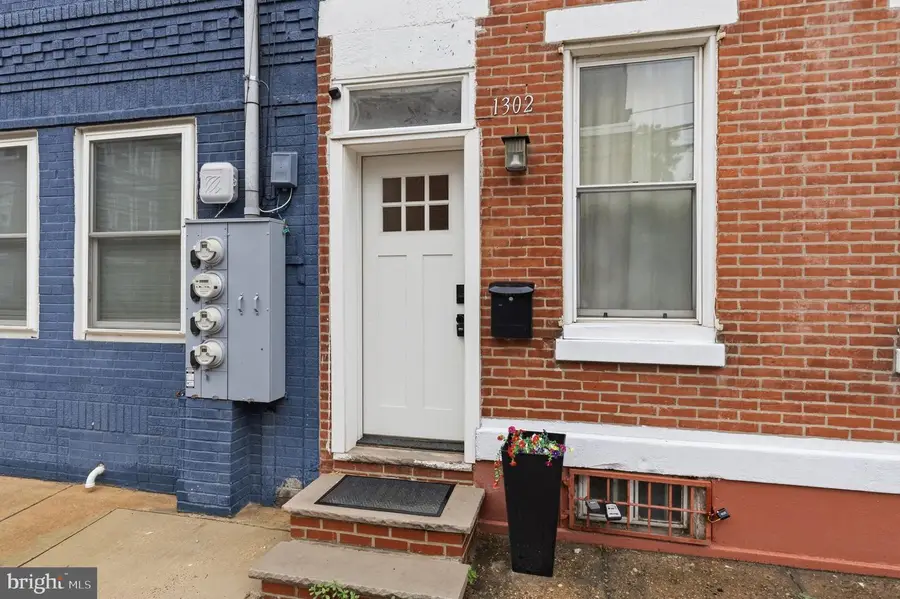 1302 N Lawrence St, Philadelphia, PA 19122 - #2