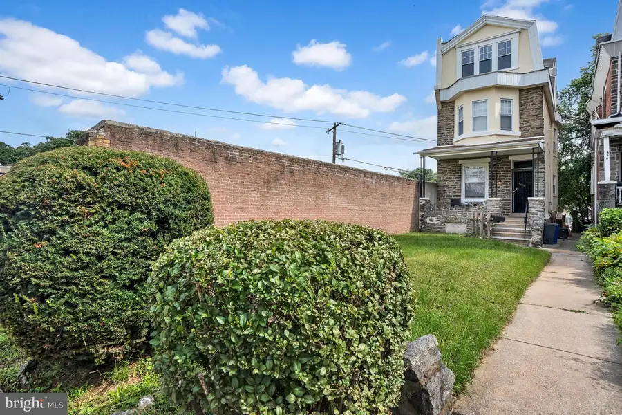 468 E Walnut Ln, Philadelphia, PA 19144 - #3