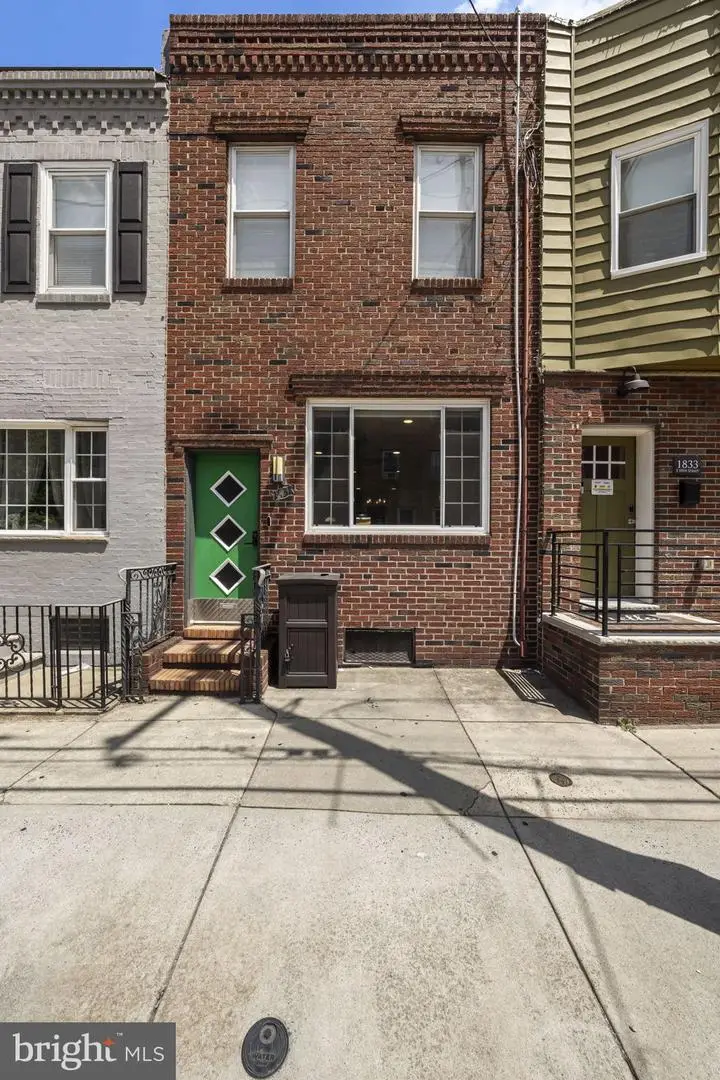 1831 S 10th St, Philadelphia, PA 19148 - #2