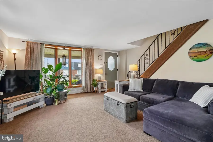3447 Aubrey Ave, Philadelphia, PA 19114 - #3