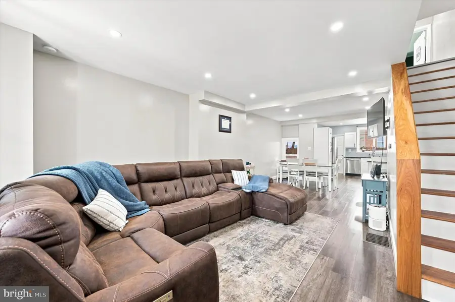 4253 Houghton St, Philadelphia, PA 19128 - #3