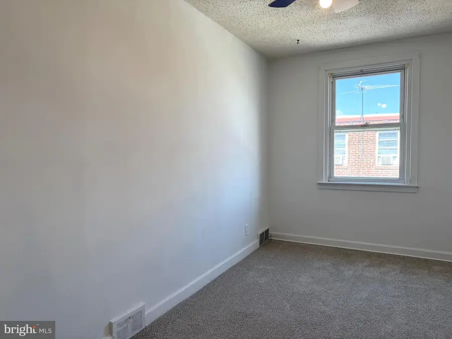 4433 Loring St, Philadelphia, PA 19136 - #3