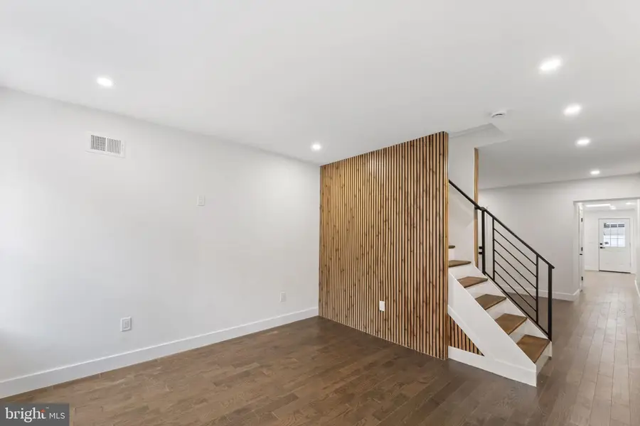 1307 N Randolph St, Philadelphia, PA 19122 - #2