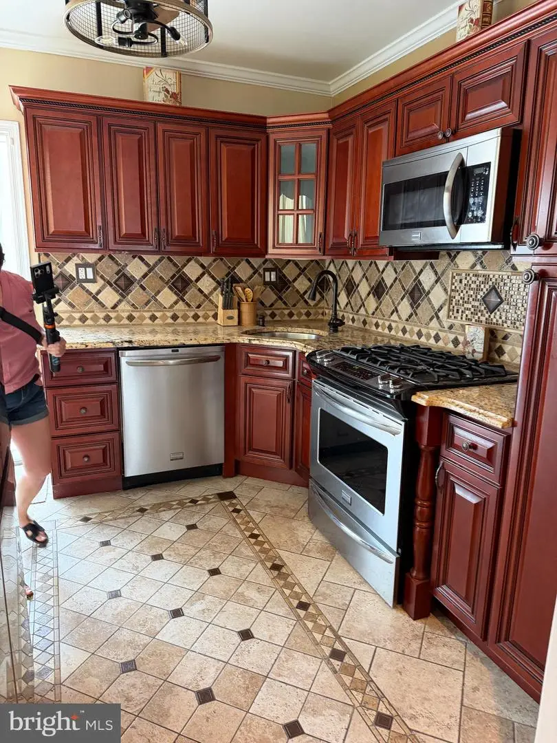 1729 Stocker St, Philadelphia, PA 19145 - #3