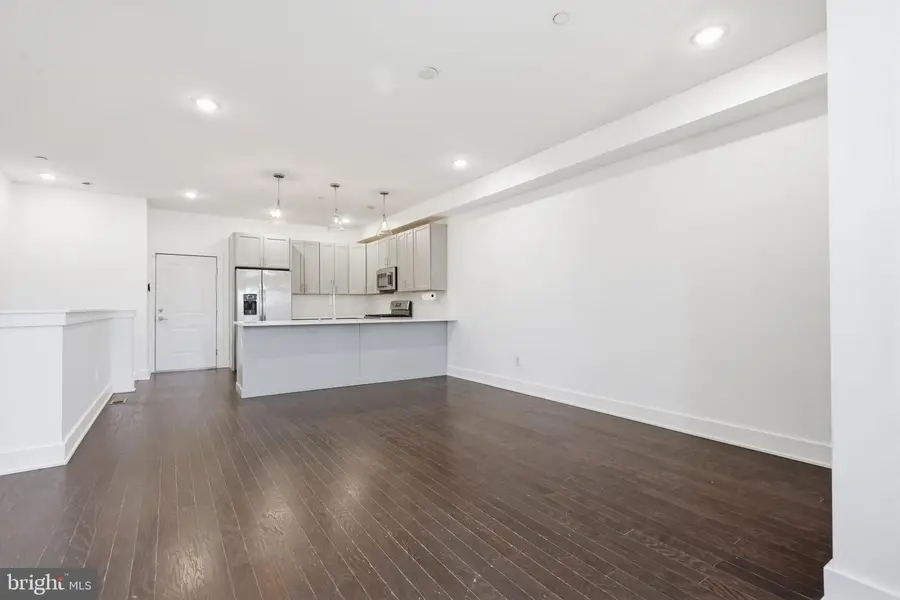 516 W Montgomery Ave #1, Philadelphia, PA 19122 - #3