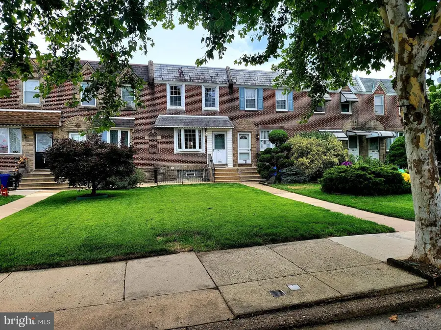6137 Hawthorne St, Philadelphia, PA 19135 - #2