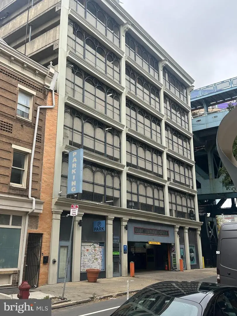 231-35 N 2nd St #112, Philadelphia, PA 19106 - #1