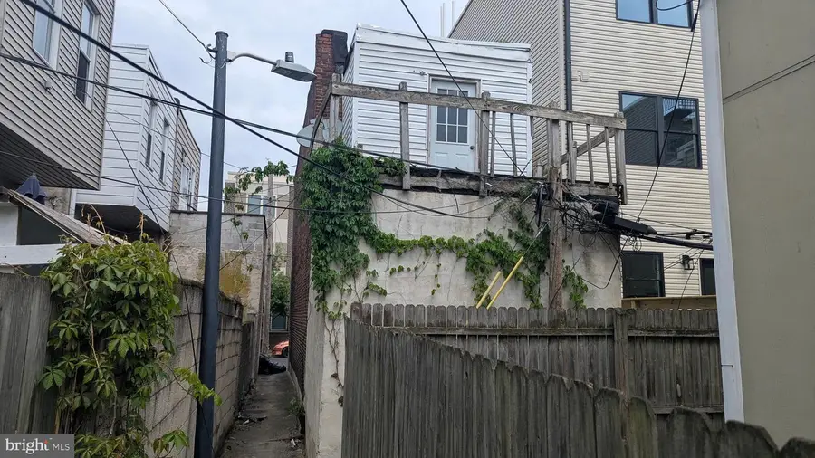 2242 Oakford St, Philadelphia, PA 19146 - #2