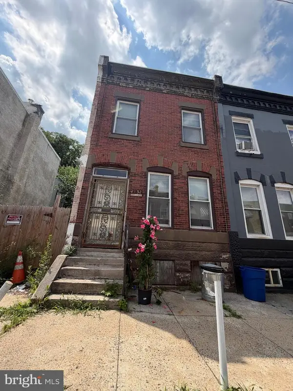2352 N Woodstock St, PHILADELPHIA, PA 19132