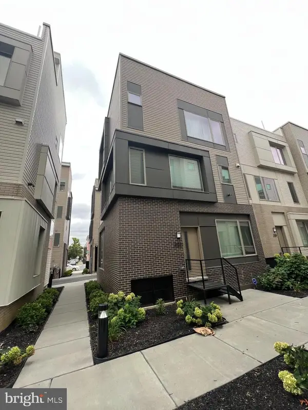 2122 Kensington Walk, PHILADELPHIA, PA 19125
