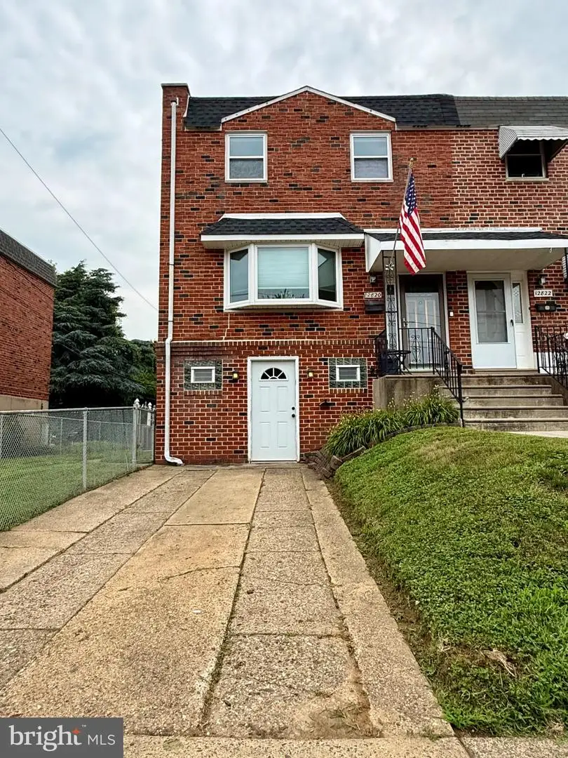 12820 Elnora Rd, Philadelphia, PA 19154 - #1