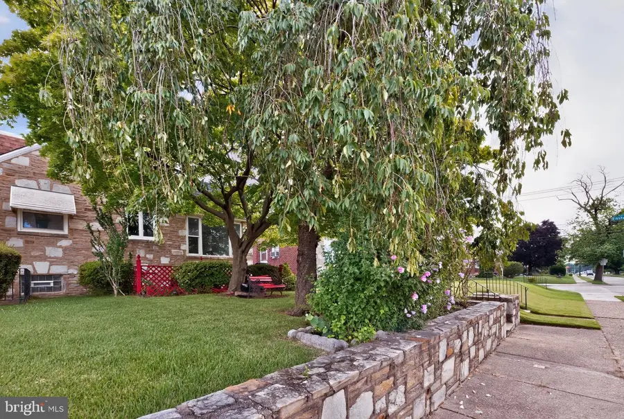 2233 Solly Ave, Philadelphia, PA 19152 - #3