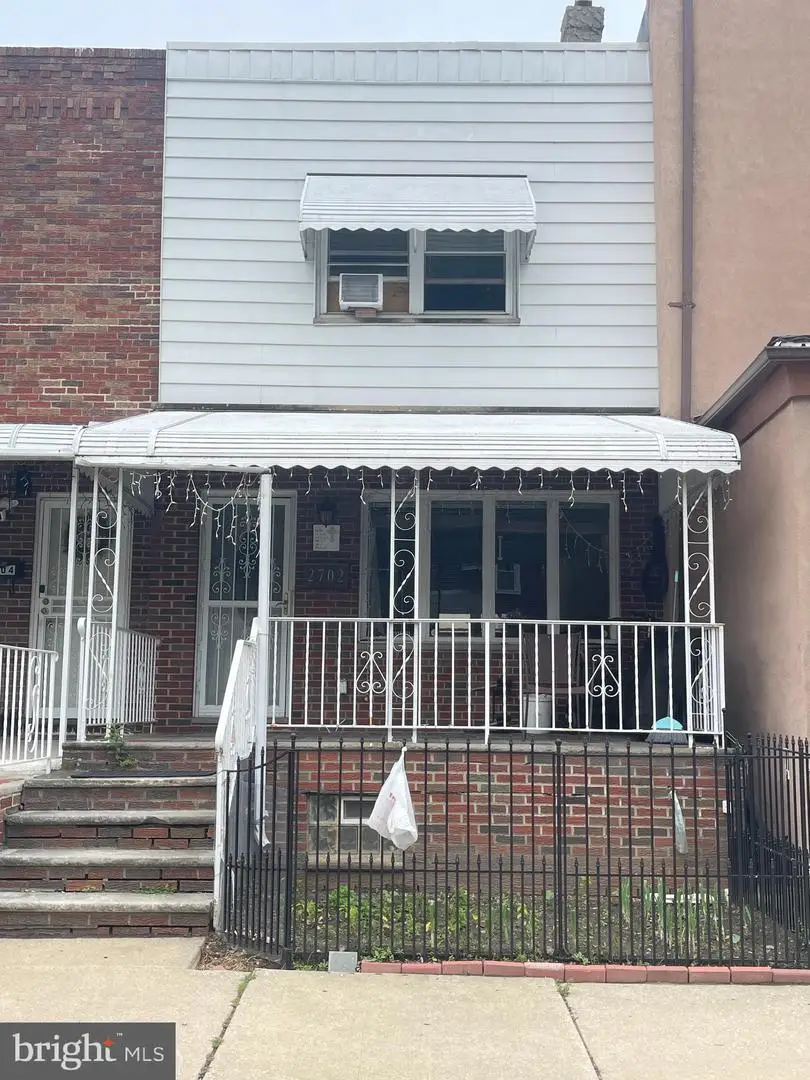2702 S Darien St, Philadelphia, PA 19148 - #1