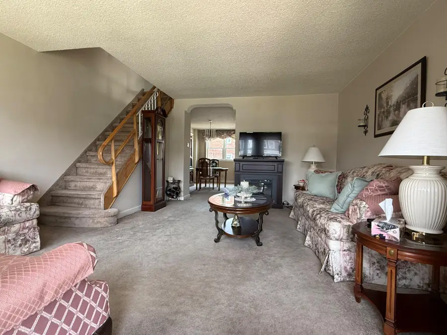7926 Leonard St, Philadelphia, PA 19152 - #3