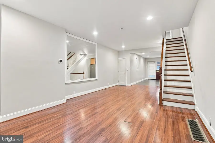 1717 S Chadwick St, Philadelphia, PA 19145 - #2