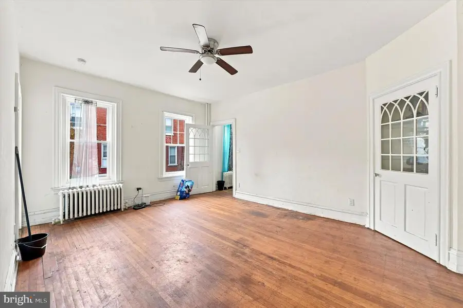 364 E Church Ln, Philadelphia, PA 19144 - #3