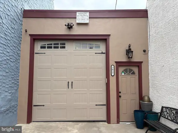 2617 Salmon St, PHILADELPHIA, PA 19125