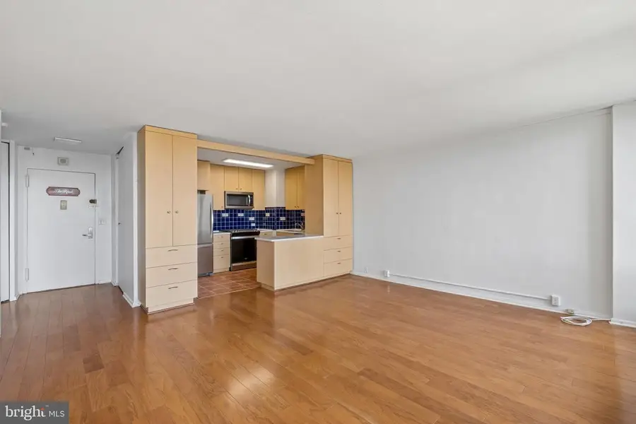 210 Locust St #18hw, Philadelphia, PA 19106 - #3