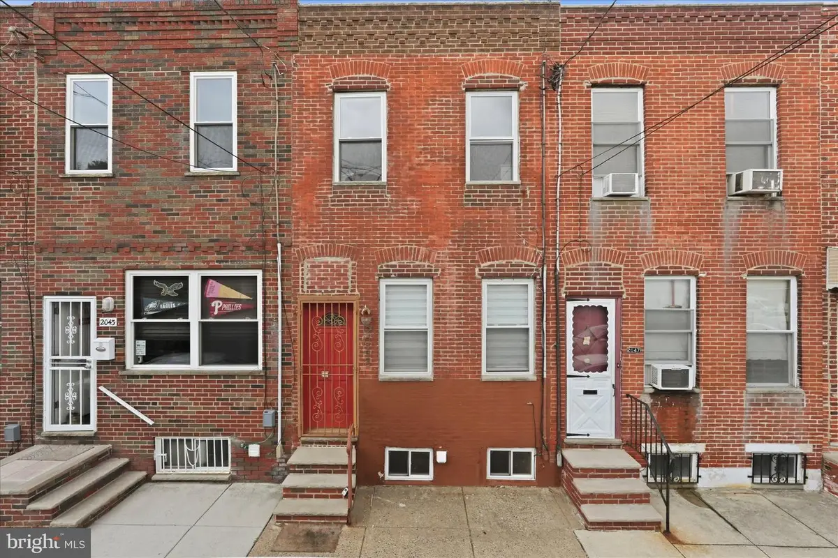 2045 S Hutchinson St, Philadelphia, PA 19148 - #1