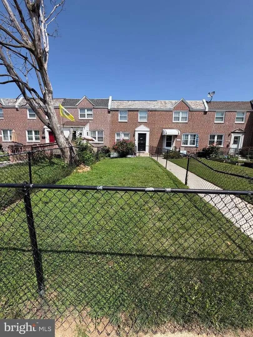 7511 Sherwood Rd, Philadelphia, PA 19151 - #2